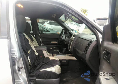 2010 Ford Escape Xlt из США, поврежденный, VIN 1FMCU0DG2AKC84967